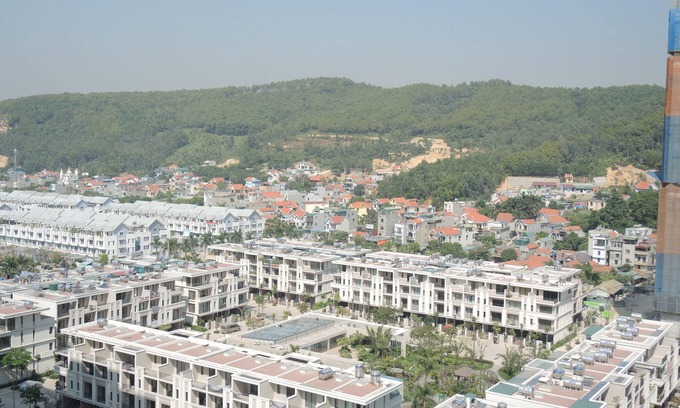 Ha Long Condo | La Mer Perfect for Romantic couples and families