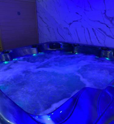 Crouy Apartment | La nuit de rêve Spa privatif Jaccuzi Sauna suite 1