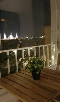 El Gancho Apartment | La Parada Sant Domingo 1