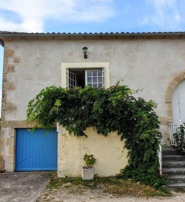 Saint-Laurent-du-Plan Apartment | La Part des Anges votre studio à la campagne