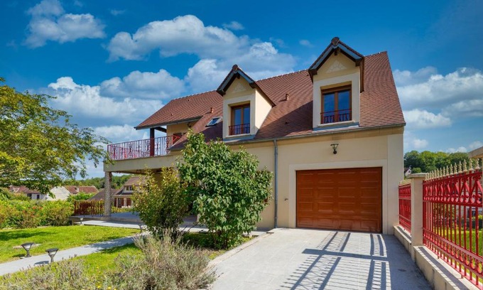 Chalautre-la-Petite House | La Petite Chalautrière - Avec grand jardin