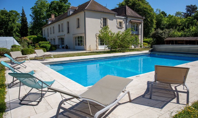 Fere-en-Tardenois House | La Porte d'Arcy - grand jardin et piscine privée