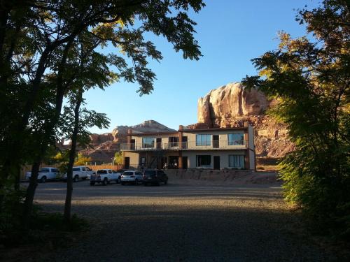 Bluff Hotel | La Posada Pintada