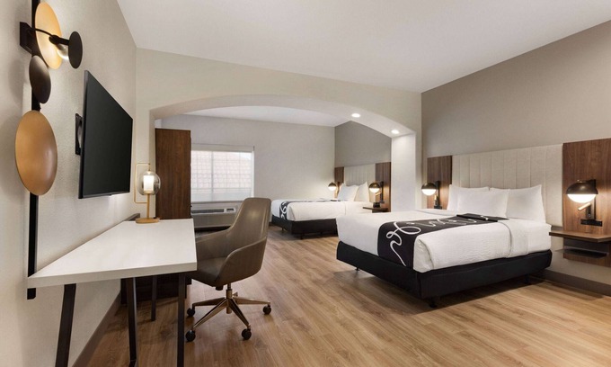 Port Arthur Hotel | La Quinta Inn & Suites by Wyndham Port Arthur