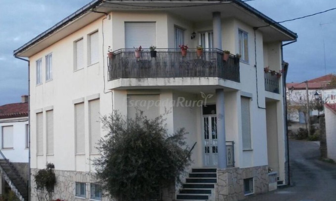 Villadepera House | * La Rambla rural accommodation *