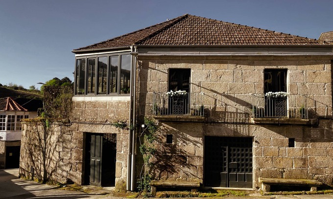 Leiro House | La Rodriga House in San Clodio