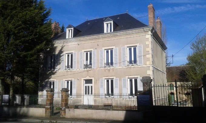 Vailly-sur-Sauldre Bed & Breakfast | La Sauldre