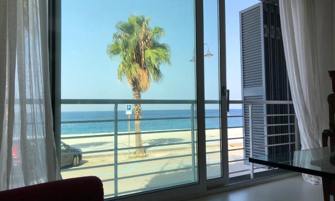 Scilla House | la spiaggia