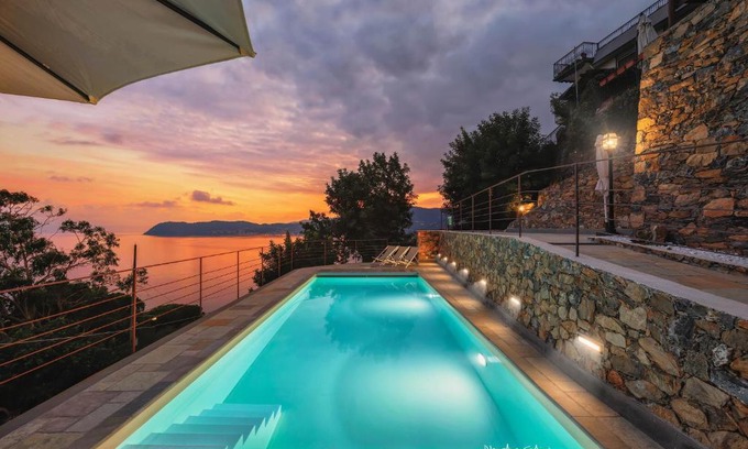 Alassio Resort | La Sterlizia di Santa Croce