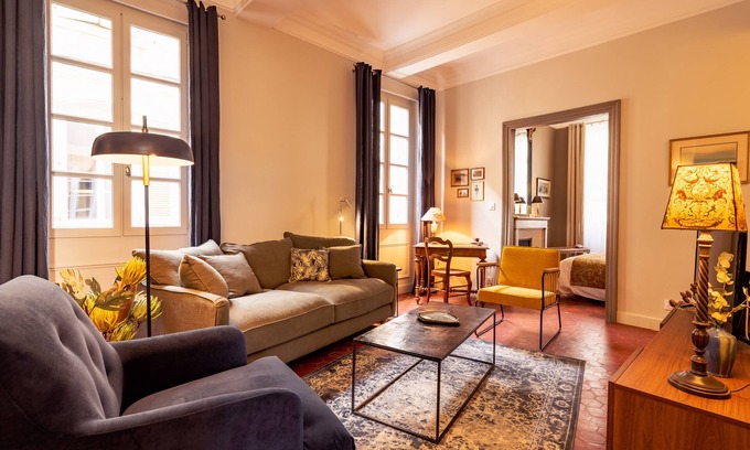 Avignon City Centre Apartment | La Suite N°3 Appt N°II Elégant au center Historique 2 Ch 2 Sdb Clim