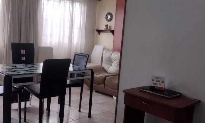 Antonio Narino Apartment | La tía Family Lodging