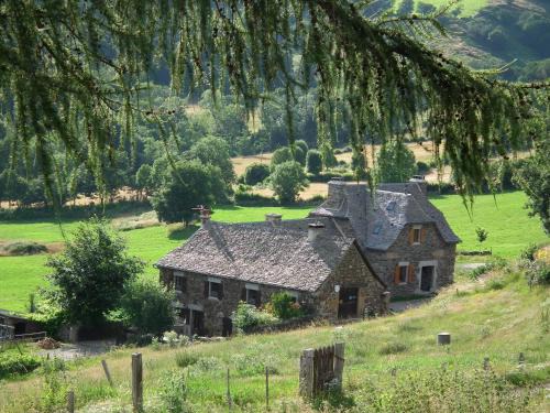 Le Monastier-Pin-Mories Bed & Breakfast | La Tarabelle