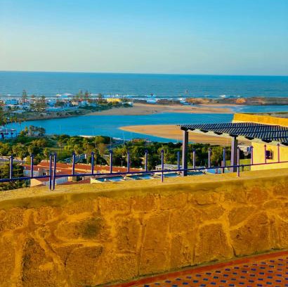Oualidia House | La terasse vue sur mer uniquement les familles