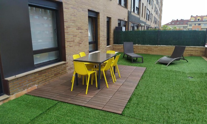 Las Campas y San Claudio Apartment | LA TERRAZA DE LA FLORIDA terraza 225 m2