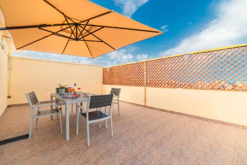 Acradina Apartment | La Terrazza di Siracusa - Roomy and Bright Flat