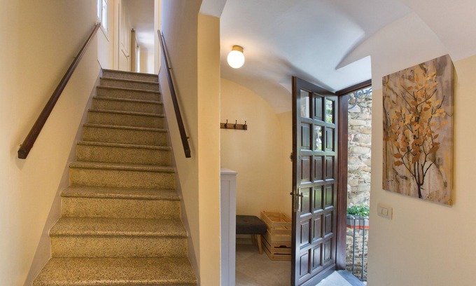 Dolceacqua Apartment | La Terrazza - Grandioser Blick Über Dolceacqua und das Castello Doria