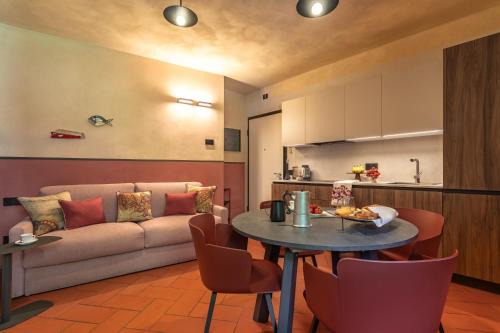 Maccagno Apartment | La Torretta "Le Rondini" sul Lago Maggiore
