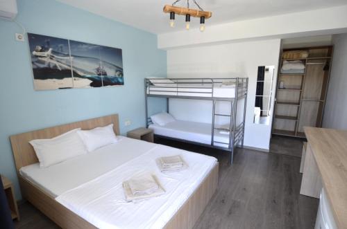 Vama Veche House | La Tortuga Hostel 3 stele - Vama Veche