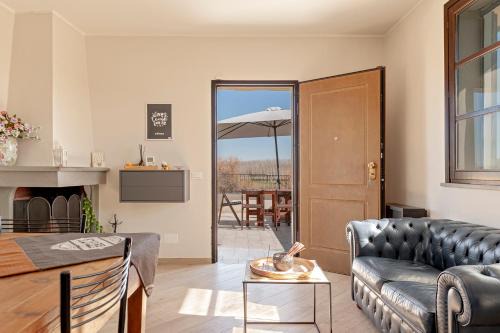 Selvatelle Apartment | La Toscanella - Terricciola Garden and Terrace house