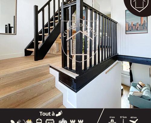 Dourdan House | La Tourelle des Rois