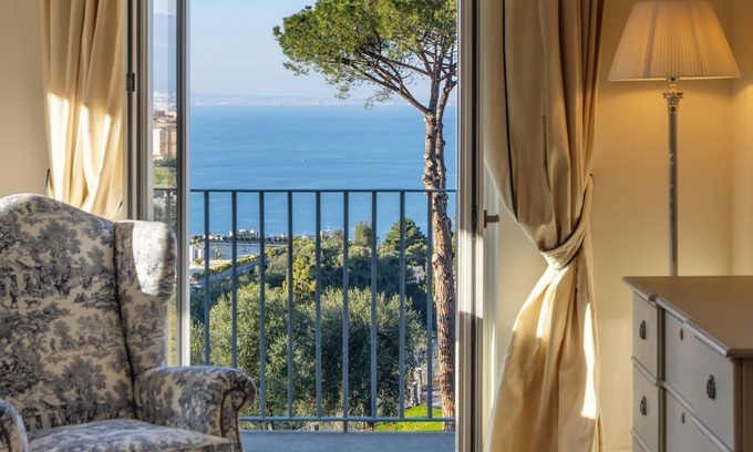 Vico Equense House | La Tuja Relais du Parc