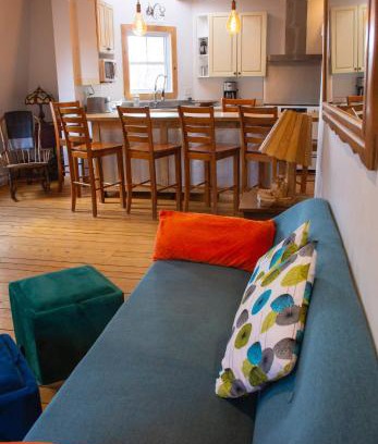 Hatley Apartment | La Vérivraie/Truly -Hébergement touristique/Tourist accomodation