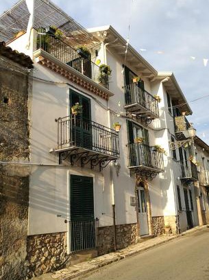 Capri Leone Bed & Breakfast | La Via del Carretto B&B