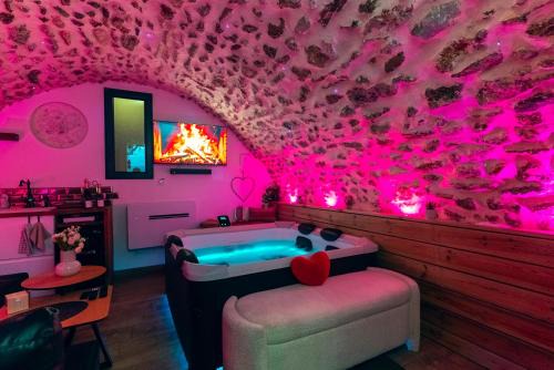 Trilport Apartment | La Voûte Étoilée - Jacuzzi proche Disneyland Paris