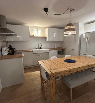 Sainte-Foy-Sillery-Cap-Rouge Apartment | La voûte de la gare