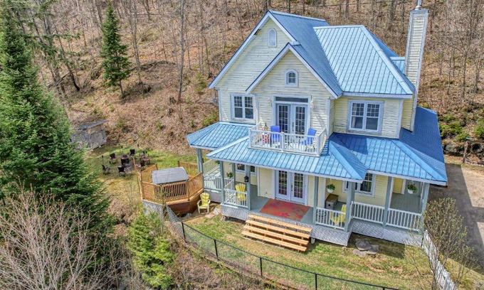 Labelle House | LaBelle View