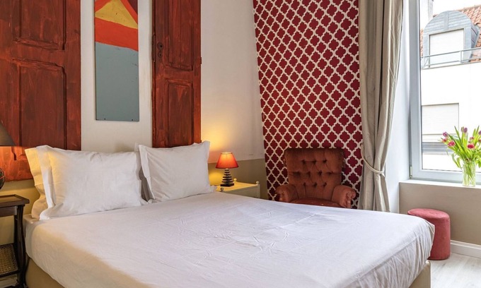Alcantara Apartment | Labor Alliance Residence - Room 8 by LovelyStay