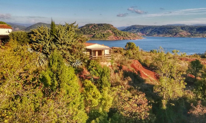 Liausson Apartment | Lac du Salagou : Gîte 32 m2 - vue Exceptionnelle