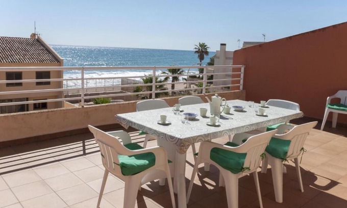 Tavernes de la Valldigna Apartment | Lago Azul III