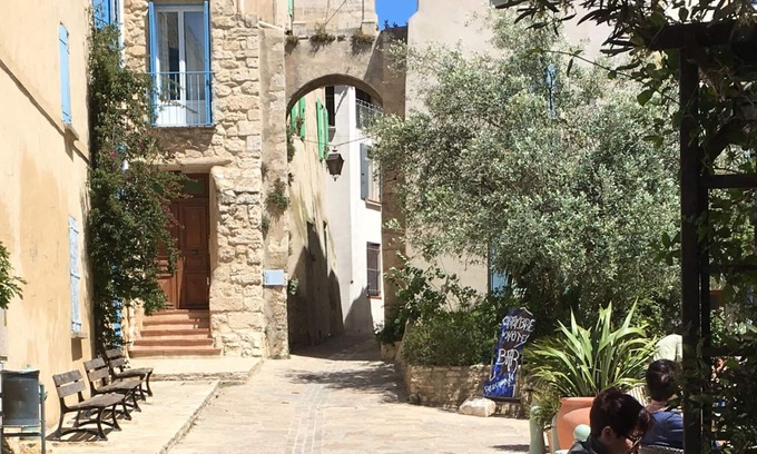 Bages House | Lagoon and sea views from the heart of the village of Bages between Narbonne and Collioure