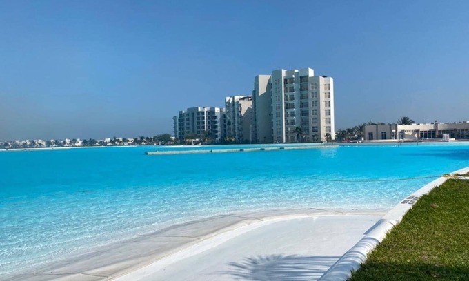 Veracruz Apartment | Lagoon view, artificial beach, practice rowing