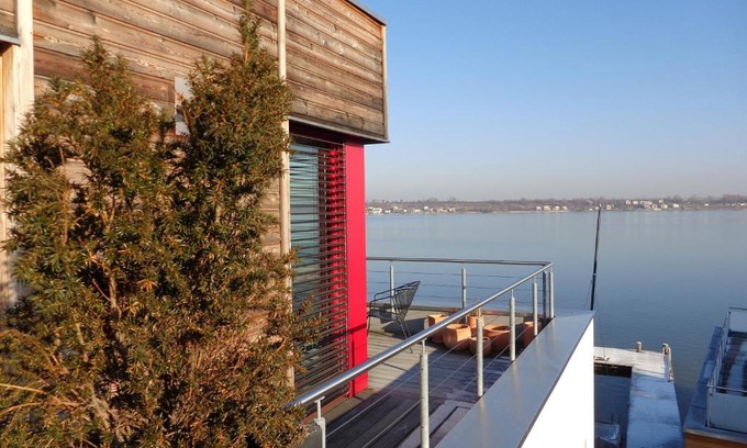 Kahnsdorf Apartment | Lagrette Ferienwohnung am Hainer See