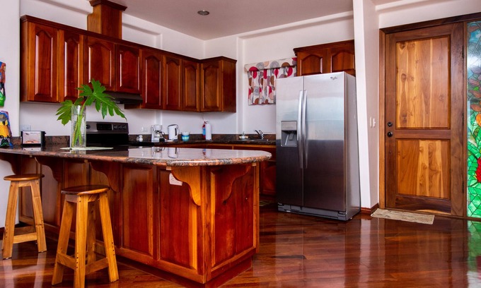 Naranjos Agrios Condo | LAKE ARENAL VIEWS NEW CONDO 1B/1 B FULL KITCHEN