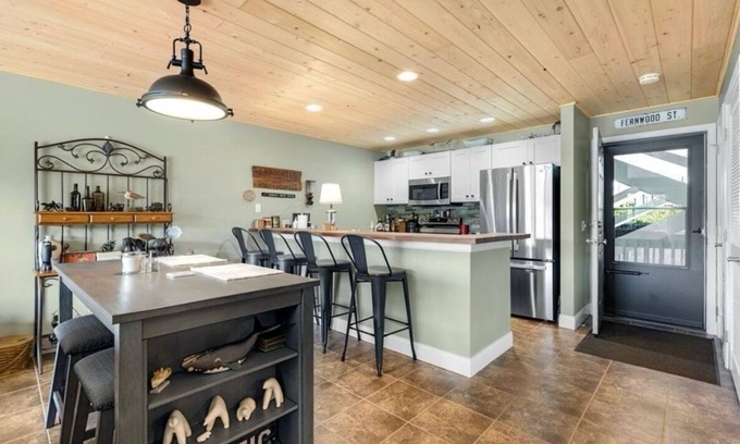 Osage Beach Condo | Lake Days at Stillwater Retreat - Pool + Dock Fun