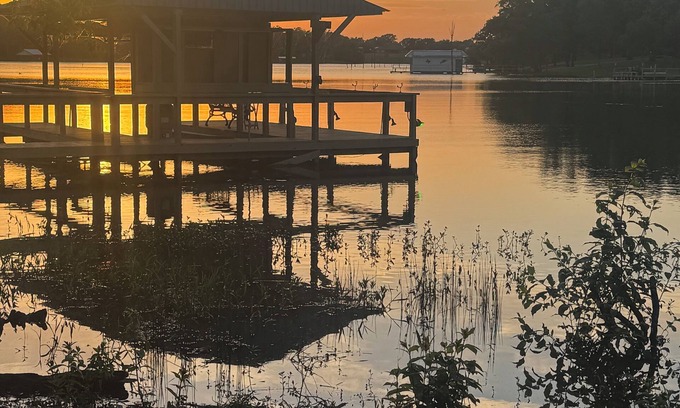 Quitman House | Lake Fork Water Front with Boat Ramp and Private Dock