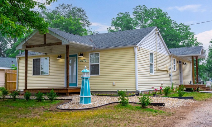 Dowling House | Lake front home with access to two lakes, large yard and RV hookup available!