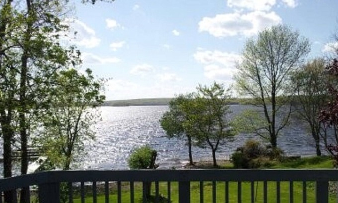Hawley House | Lake Front Home with beautiful sunsets over Lake Wallenpaupack
