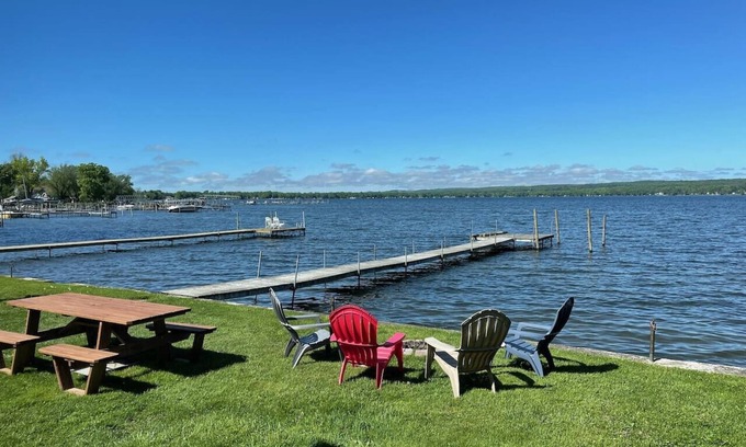 Mayville Cottage | LAKE Getaway w GREAT VIEWS + dock+ fire pit + BBQ