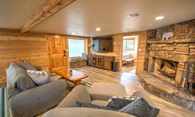 Vian Cabin | Lake house with spacious deck offering fabulous view of beautiful lake Tenkiller
