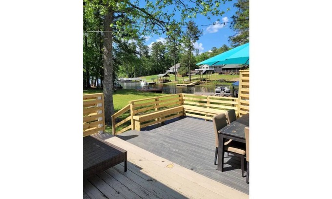 Chapin Cottage | Lake Murray Cottage on the Cove