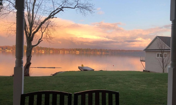Port Stanton House | Lake Sparrow Guest House Inc