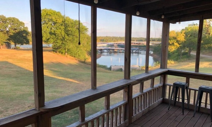 Mead House | Lake Texoma Captains Quarters