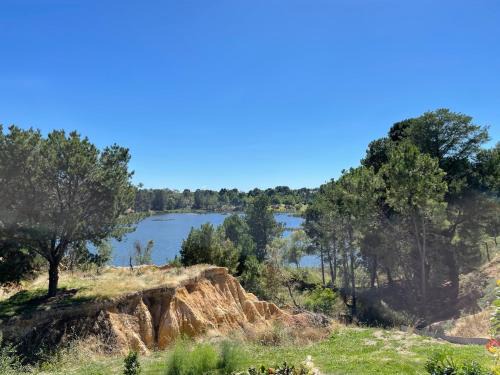 Beechworth Apartment | Lake View Retreat Beechworth
