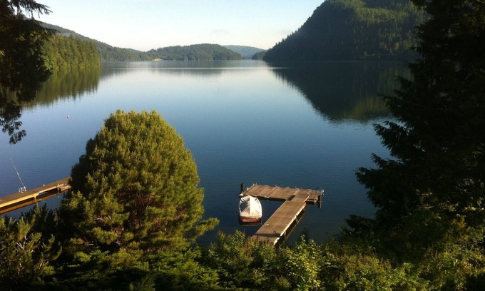Sedro-Woolley House | Lake Whatcom Waterfront Executive Home (5,200sqft!!), Kayaks and Dock, WifiHDTV