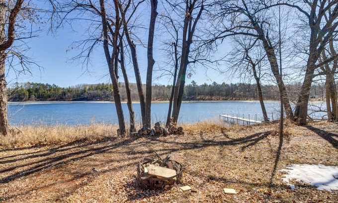 Park Rapids Cottage | Lakefront Cabin w/Boat Dock in Park Rapids