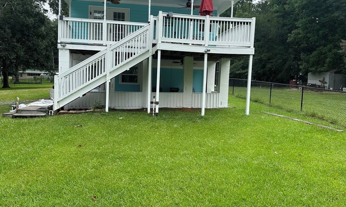 Cobb House | Lakefront Home with Huge Dock for Fishing/located close to Booger Bottom Cafe